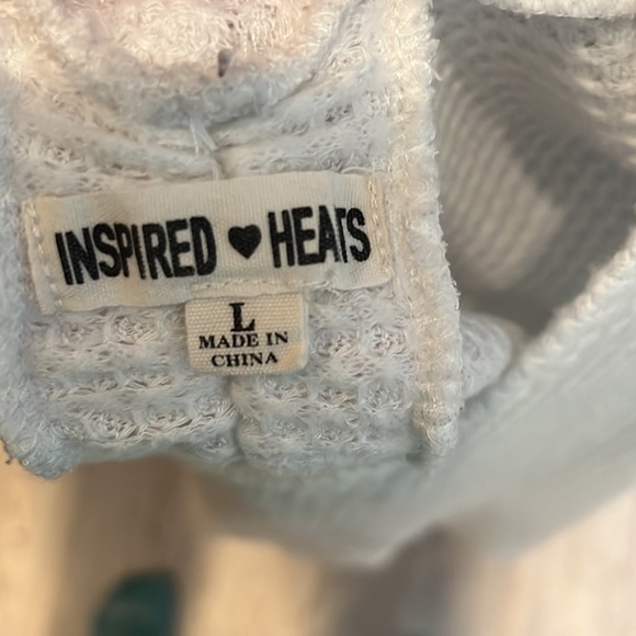 Sweater - Picture 2 of 3